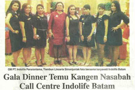 Foto bersama dengan nasabah