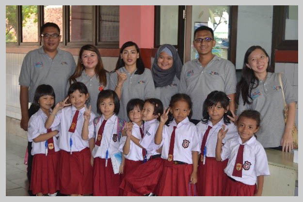 Foto bersama siswa-siswi