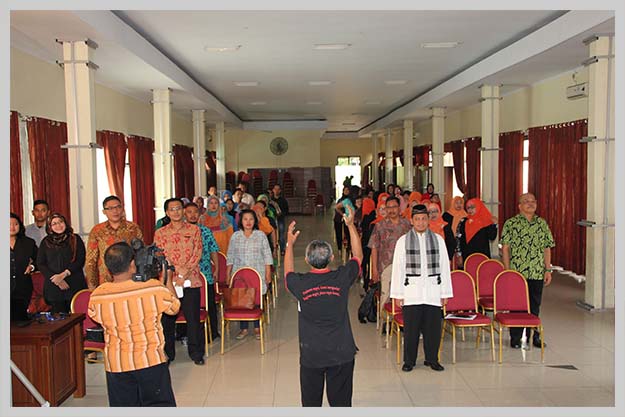 Program Edukasi dan Literasi Keuangan